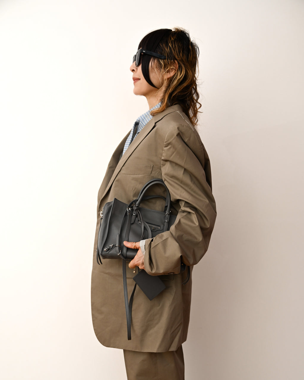 BALENCIAGA/ “Papier A6 ” Zip Around 2 Way Handbag Gray