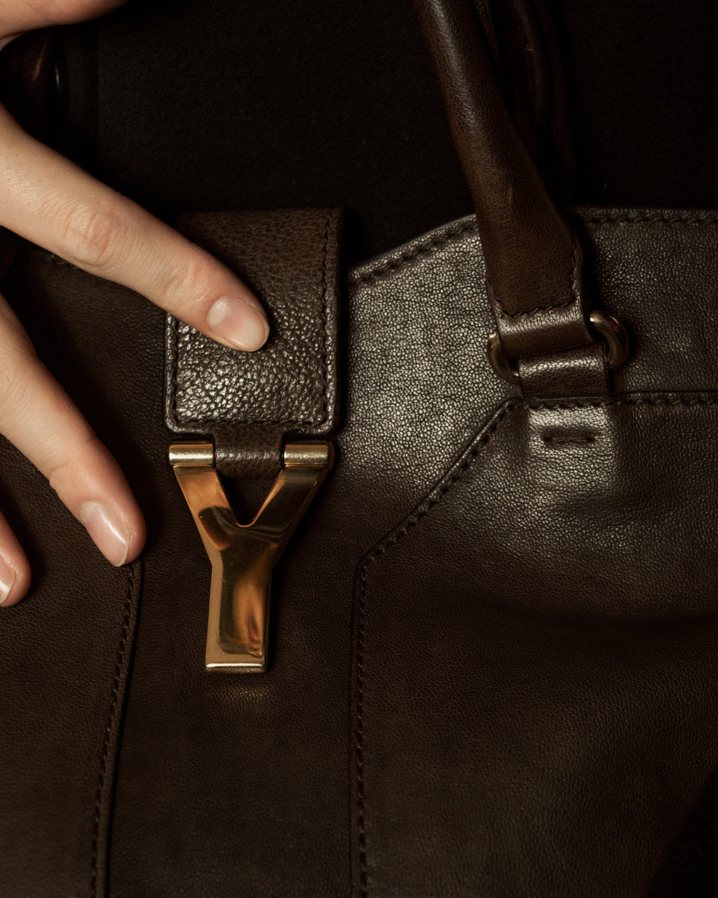 "YVES SAINT LAURENT" 11'year-12'year Chic Gabas leather bag