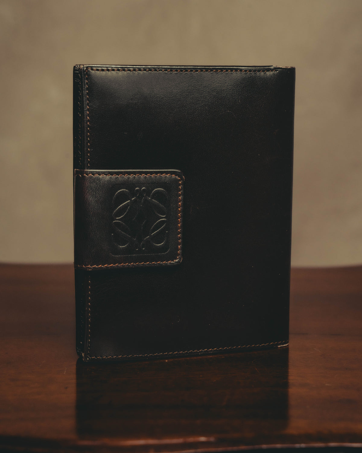 “LOEWE” 90’s-00’s Anagram embossed two tone calf leather wallet
