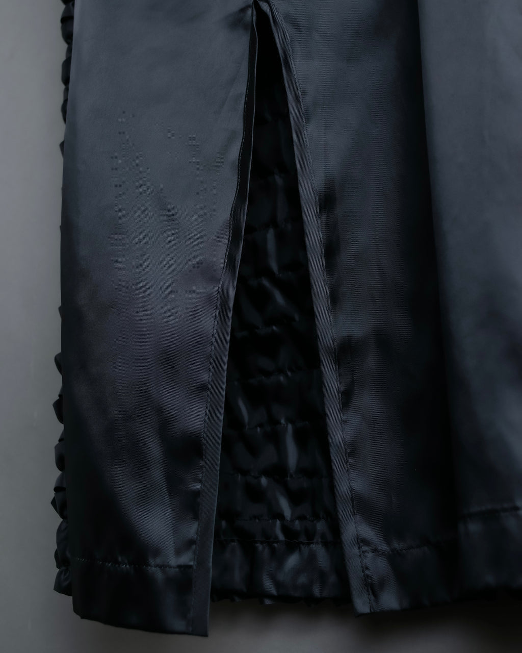 “tricot COMME des Garçons AD1999" Ribbon designed long skirt