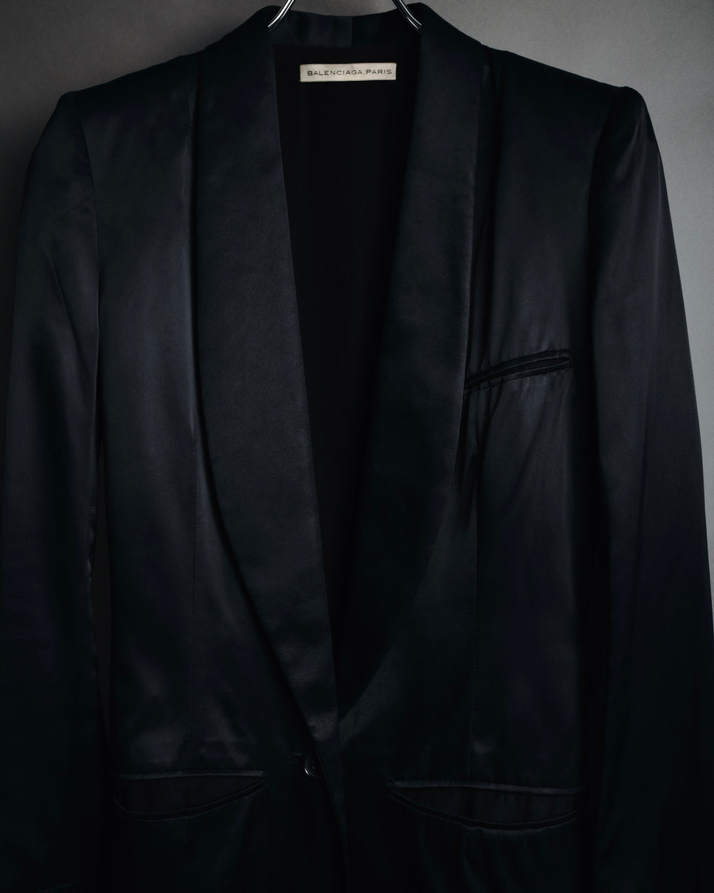 "BALENCIAGA.PARIS" 2008-2009 Sculptural satin shawl collar tuxedo jacket