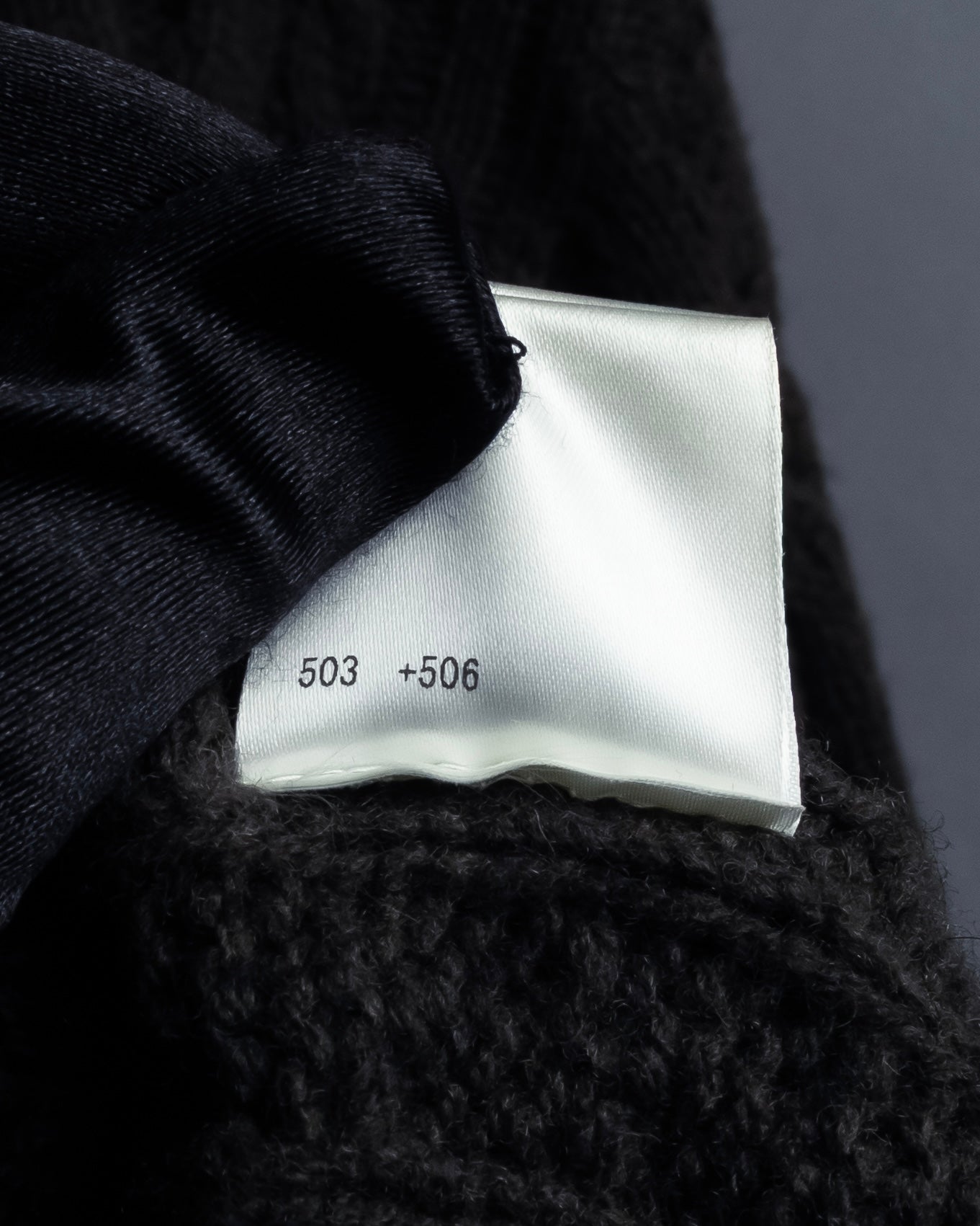 "Vivienne Westwood" Orb logo engraved cable knit cardigan