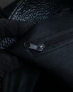 "AULENTTI" Gold closure belt design leather 2-way bag