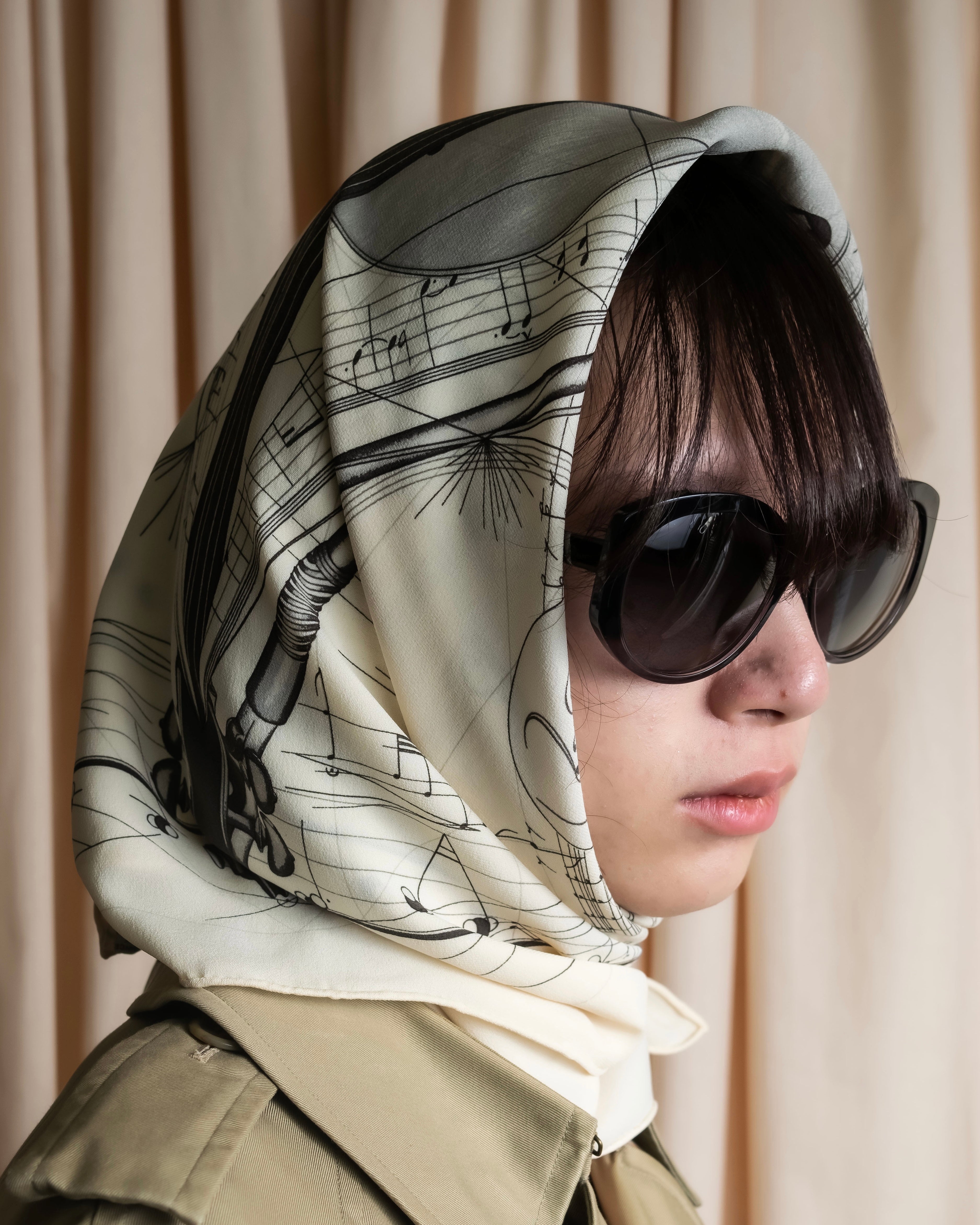 "HERMES" La Musique des Sphères Carre 90 silk scarf