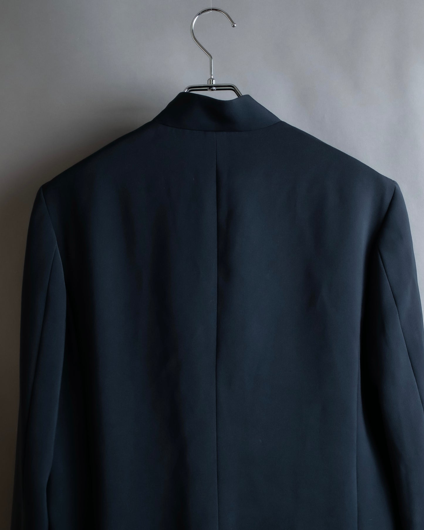 "ISSEY MIYAKE" Fly front no collar design jacket