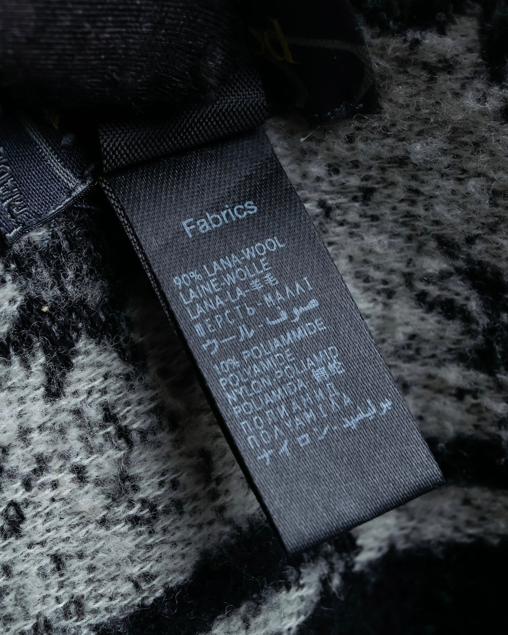 "Vivienne Westwood" Logo random motif pattern fringe muffler