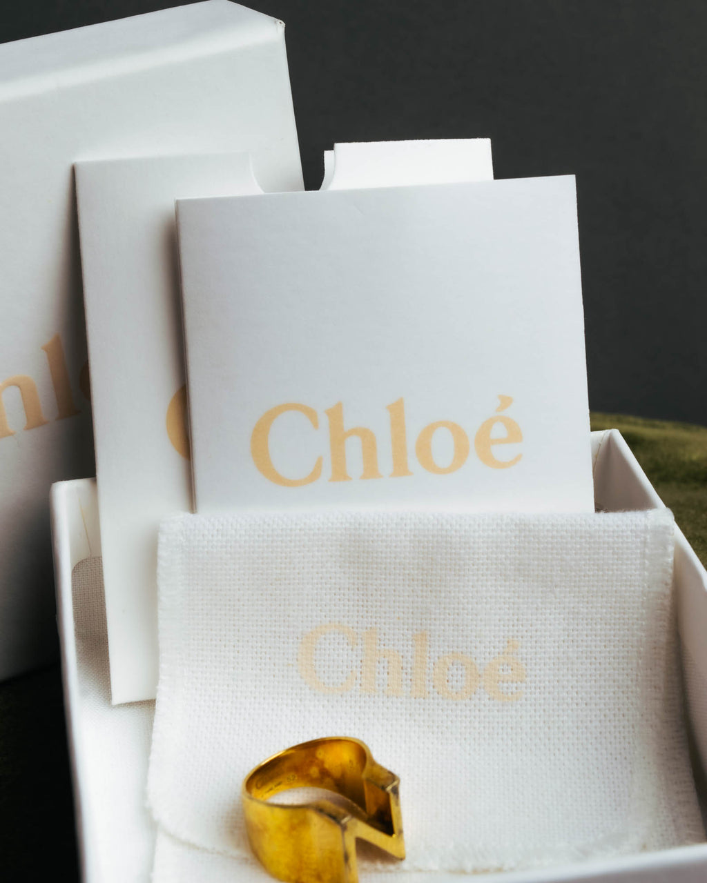 "Chloé" 2015 AW Gold alphabet ring