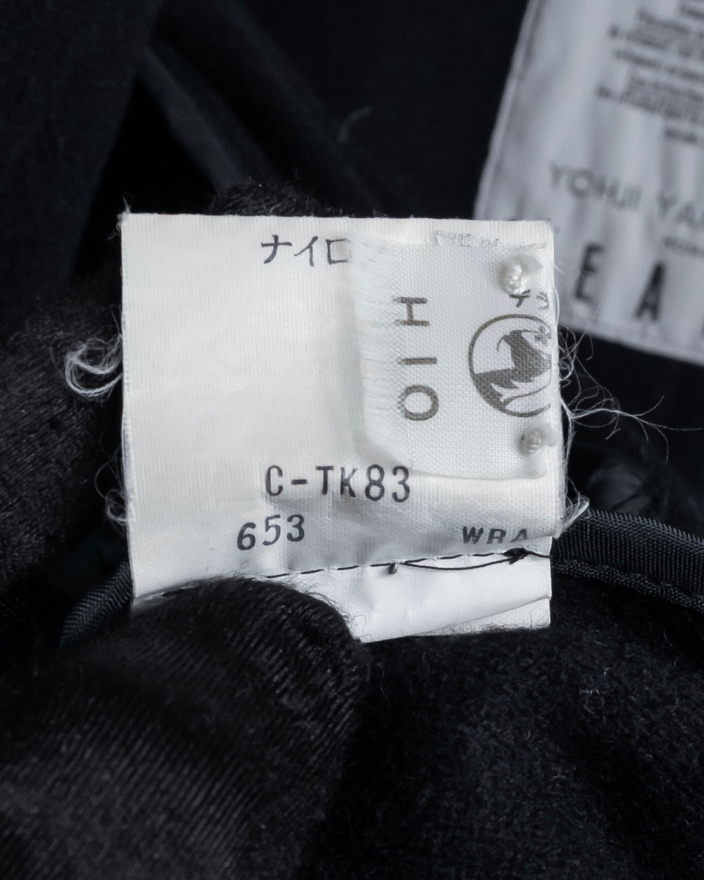 "YOHJI YAMAMOTO" Straight line stand collar coat
