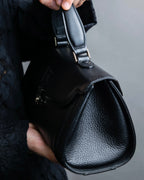 "BURBERRYS" Cylinder shaped leather one handle bag