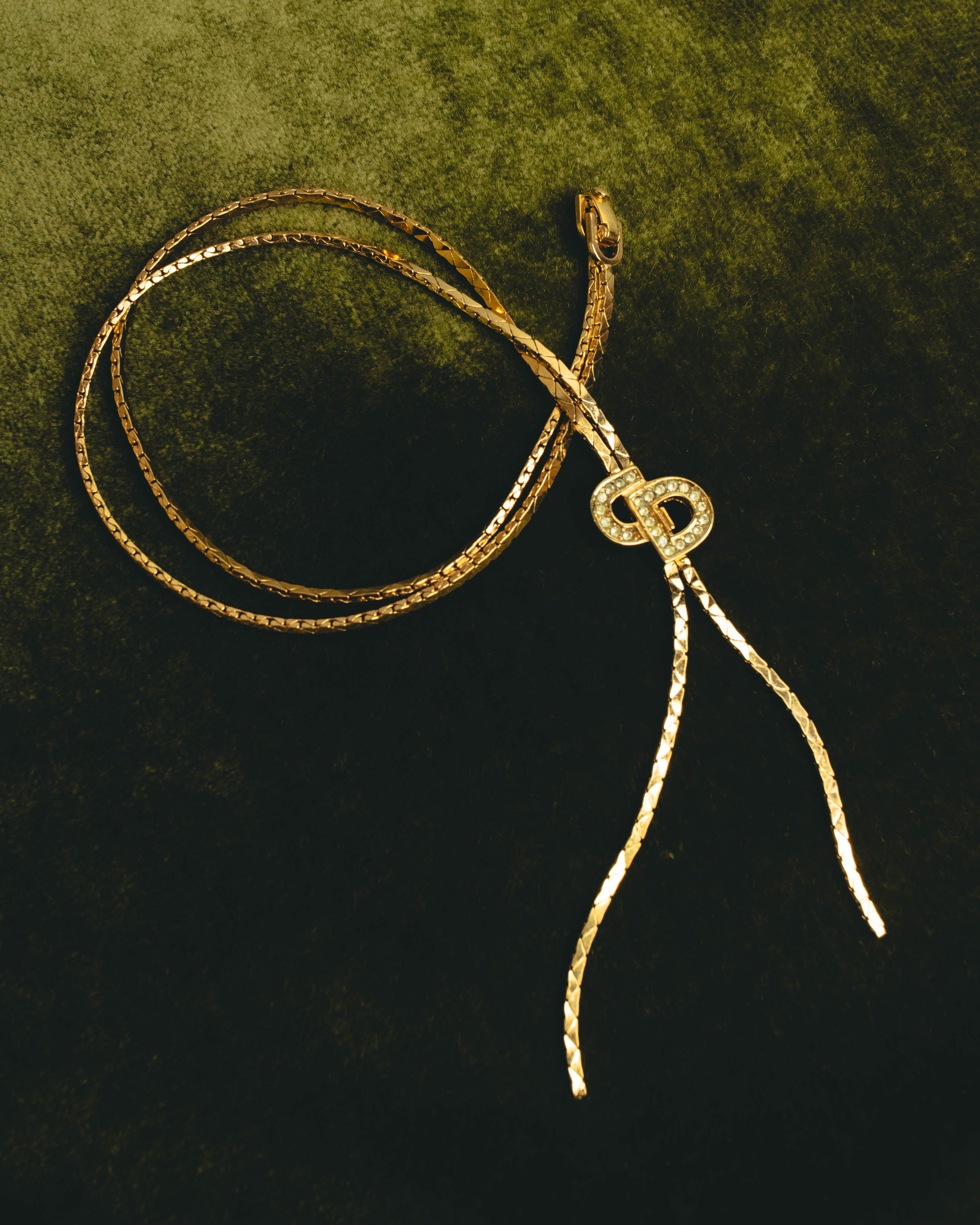 "Christian Dior" 80's-90's Gold tone rhinestone cd lariat necklace
