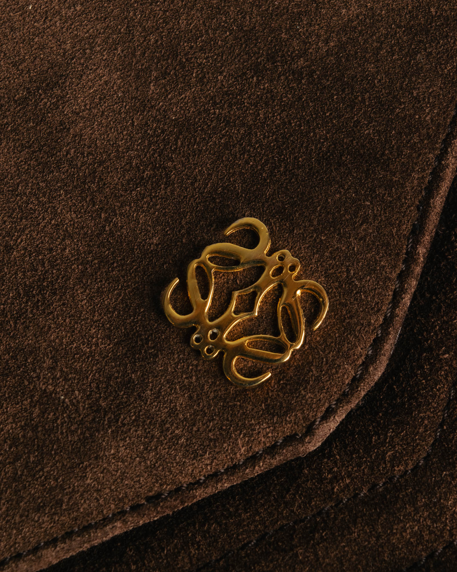 “LOEWE” 80’s-90’s Suede anagram chain shoulder bag