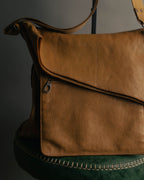 "BOTTEGA VENETA" 00's-10's Grained leather messenger bag