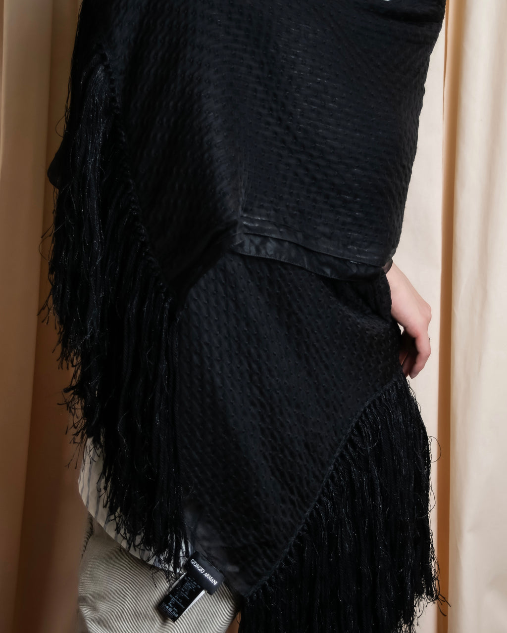 "GIORGIO ARMANI" Waffle low gauge knit fringe design stole