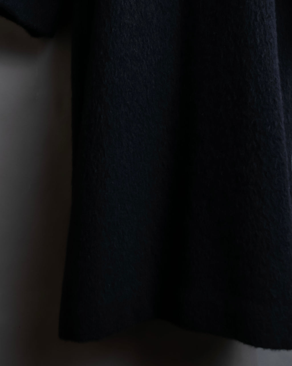 "YVES SAINT LAURENT" Large shawl collar black long coat