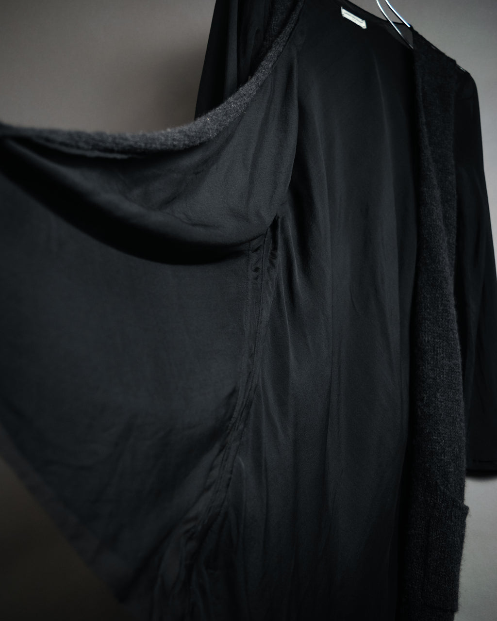 “DRIES VAN NOTEN” 90’s–Early 00’s Cashmere and silk layered belted cardigan