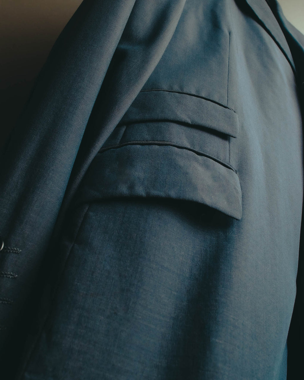 “Vintage” Textured blue tailored jacket