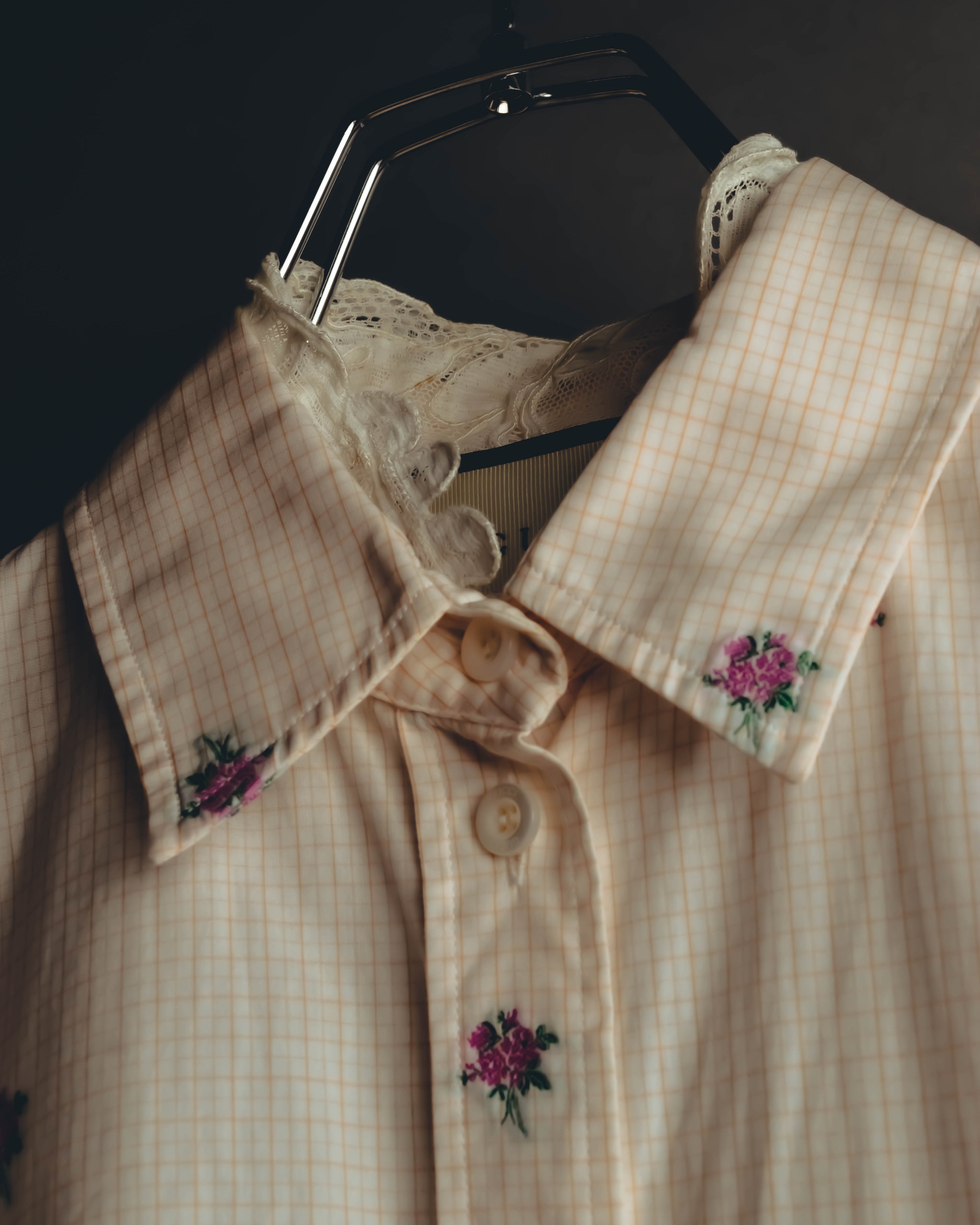 "GUCCI" 2010's-20's Romantic embroidered lace blouse