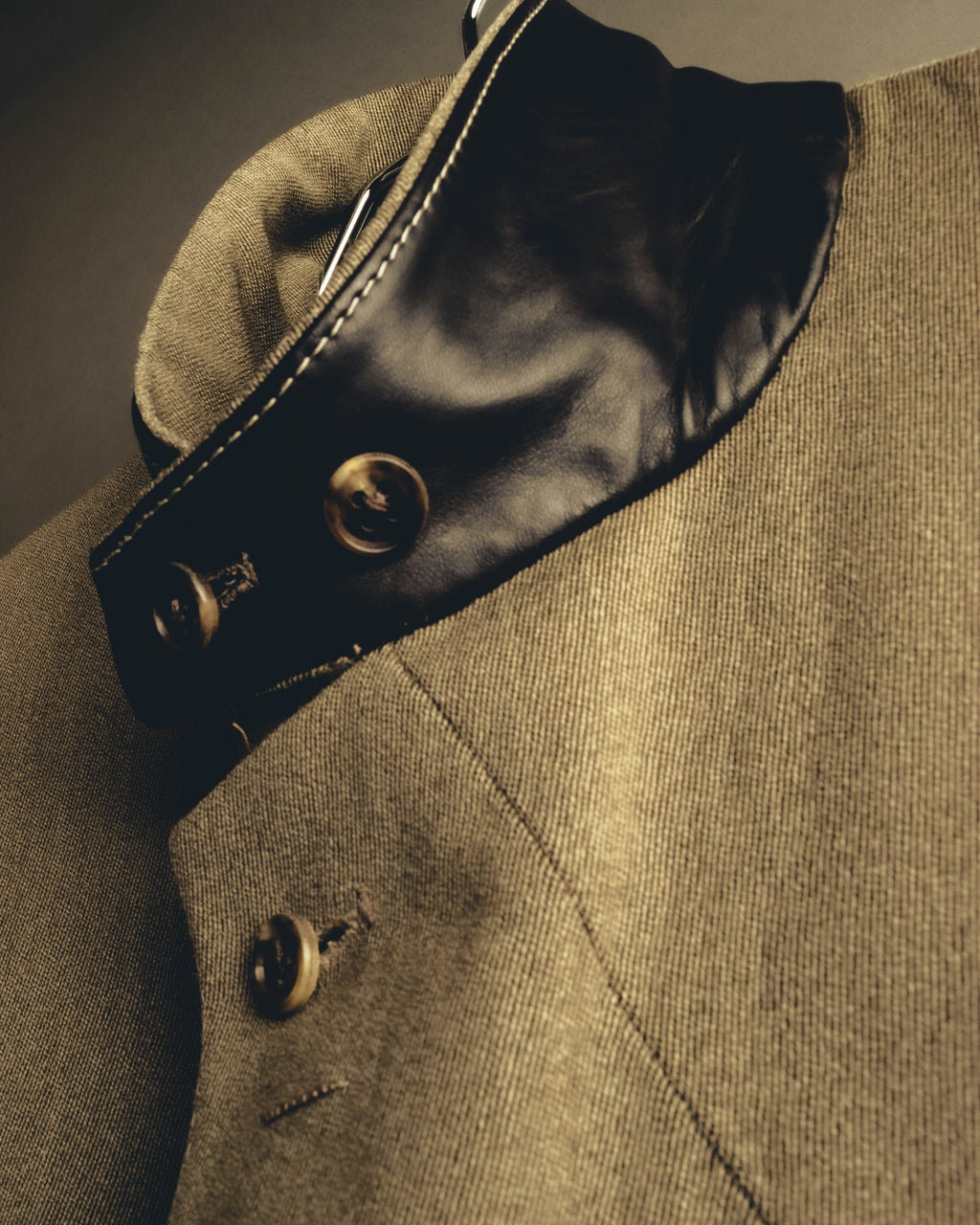 -SPECIAL- "Hermès" 80's-00's Leather collar tailored blazer