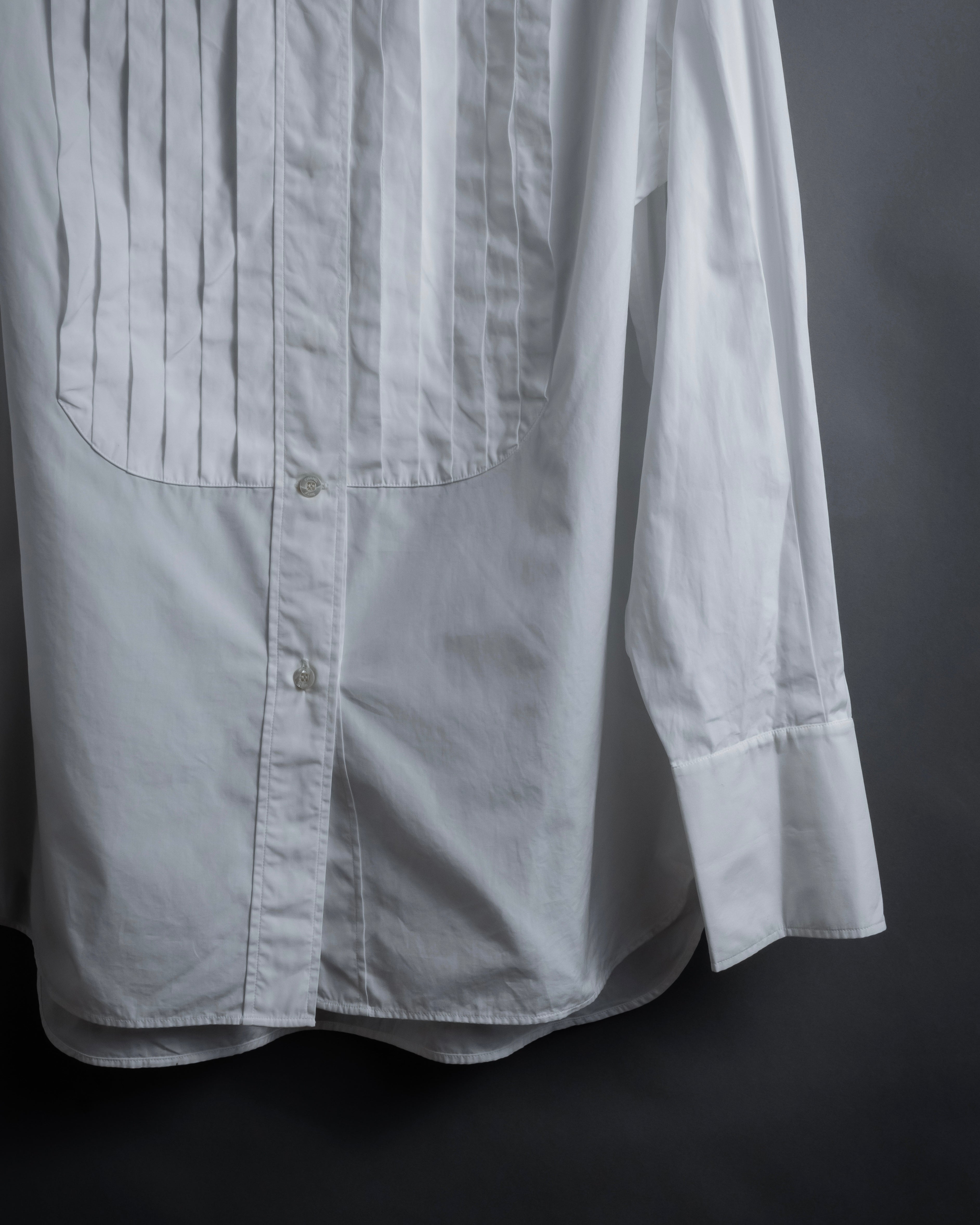 "CHANEL" 96's Spring collection tuck pleats shirt