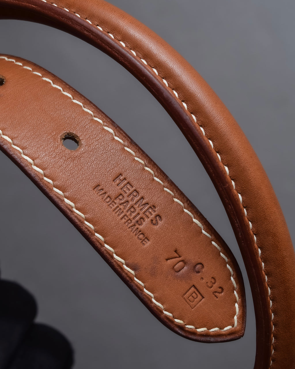 "HERMES" Hand stitched contrast saddle leather belt