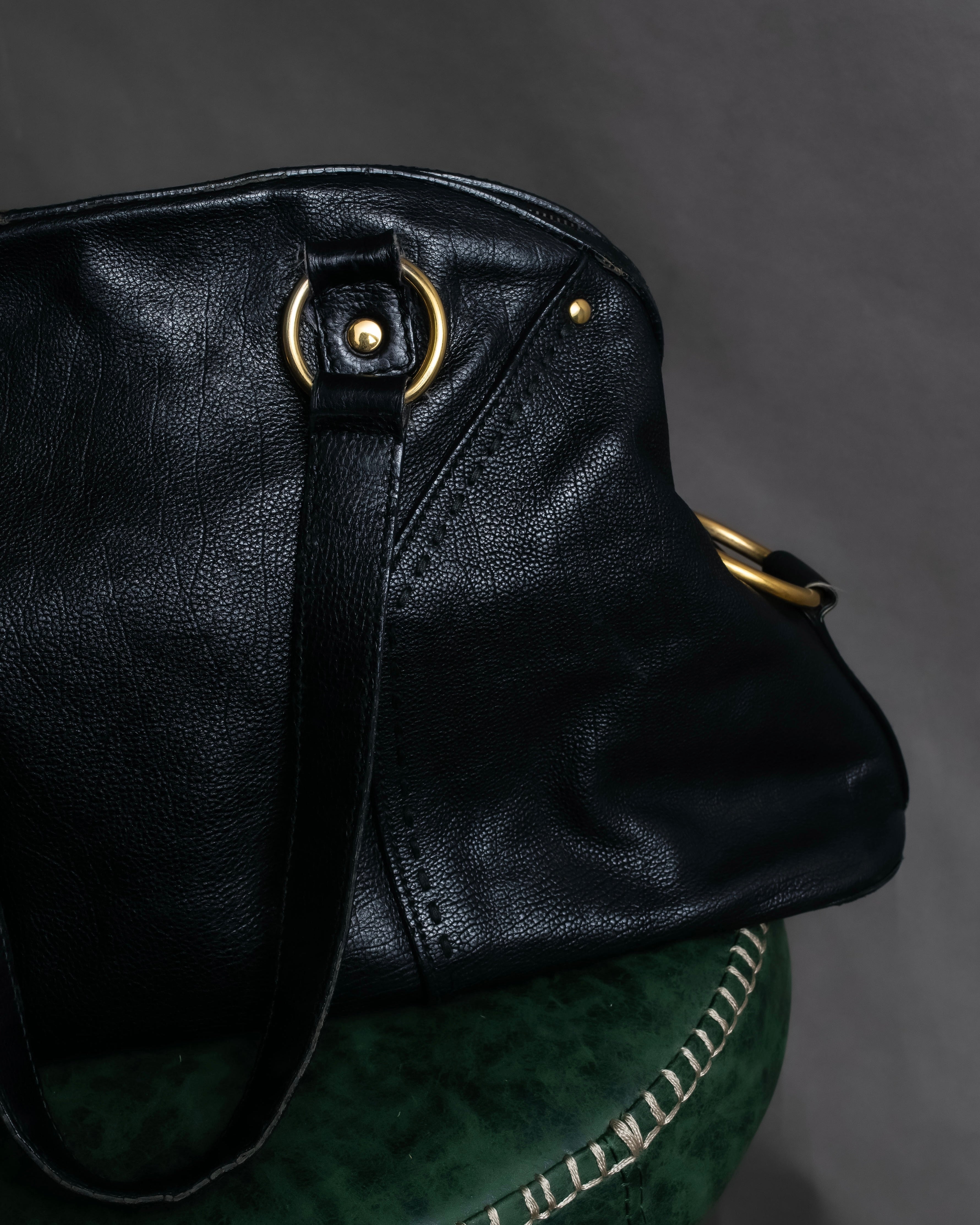 "YVES SAINT LAURENT" Gold parts design Muse toe leather bag