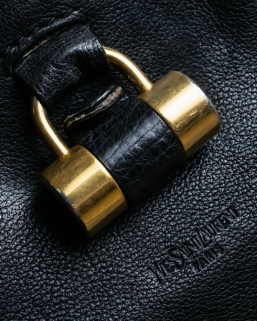 "YVES SAINT LAURENT" Gold parts design Muse toe leather bag