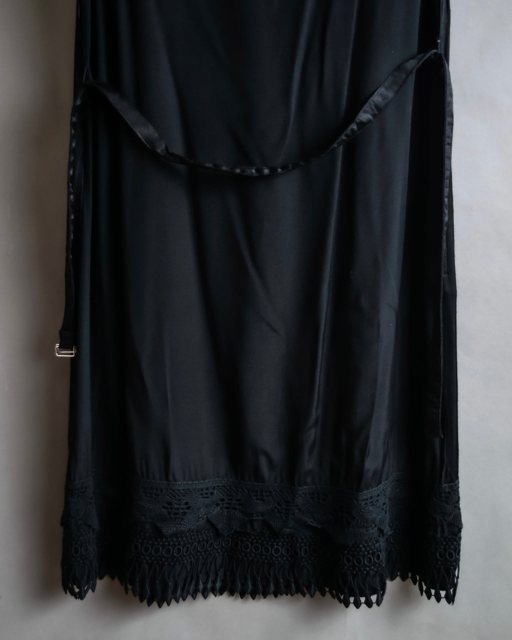 "LIMI feu" Knitted lace design belted sleeveless dress