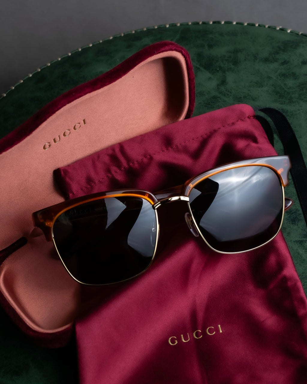 "GUCCI" Classic hermrim design sunglasses