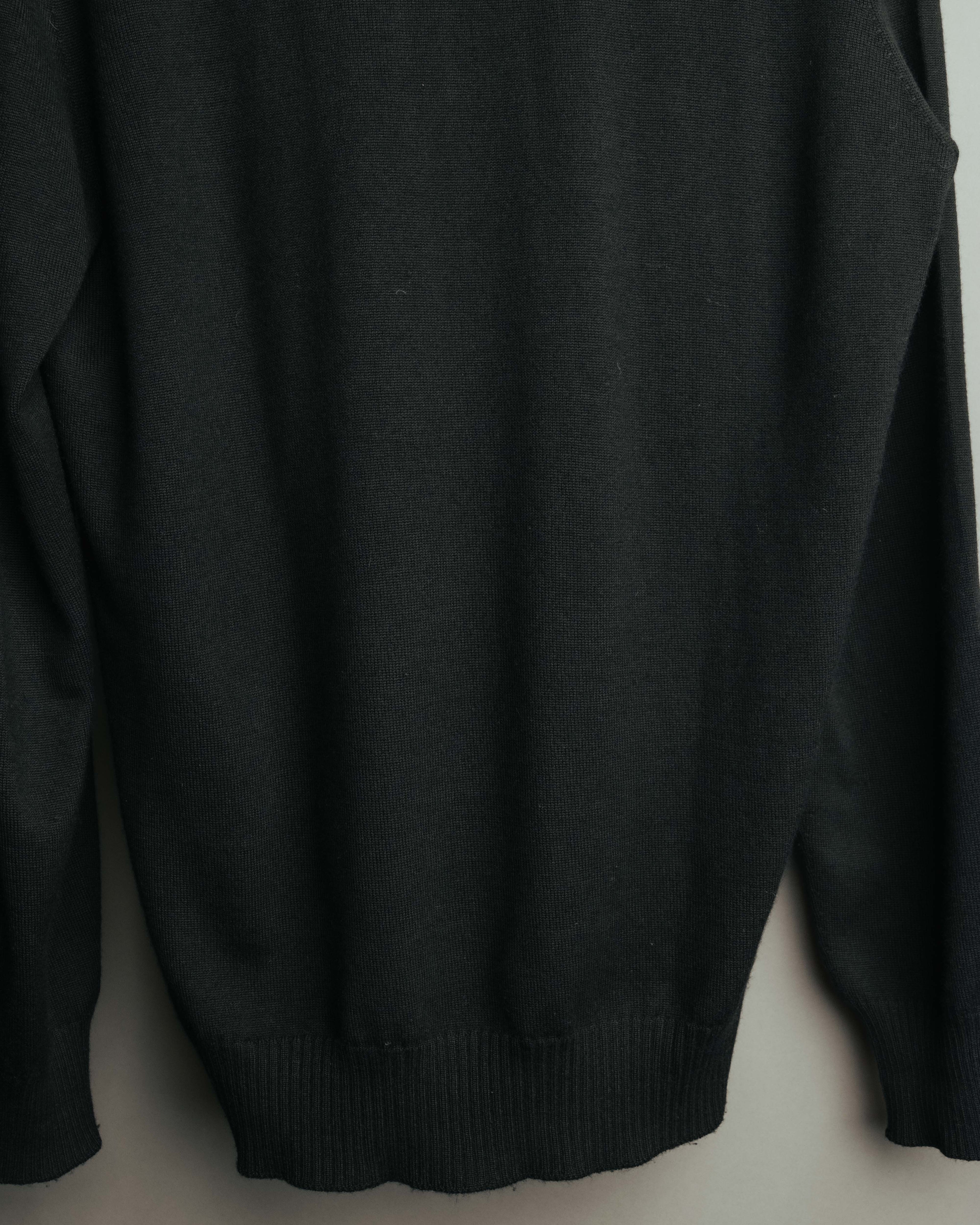 -SPECIAL- “HERMÈS” 90’s-00’s Cashmere wool v-neck knit