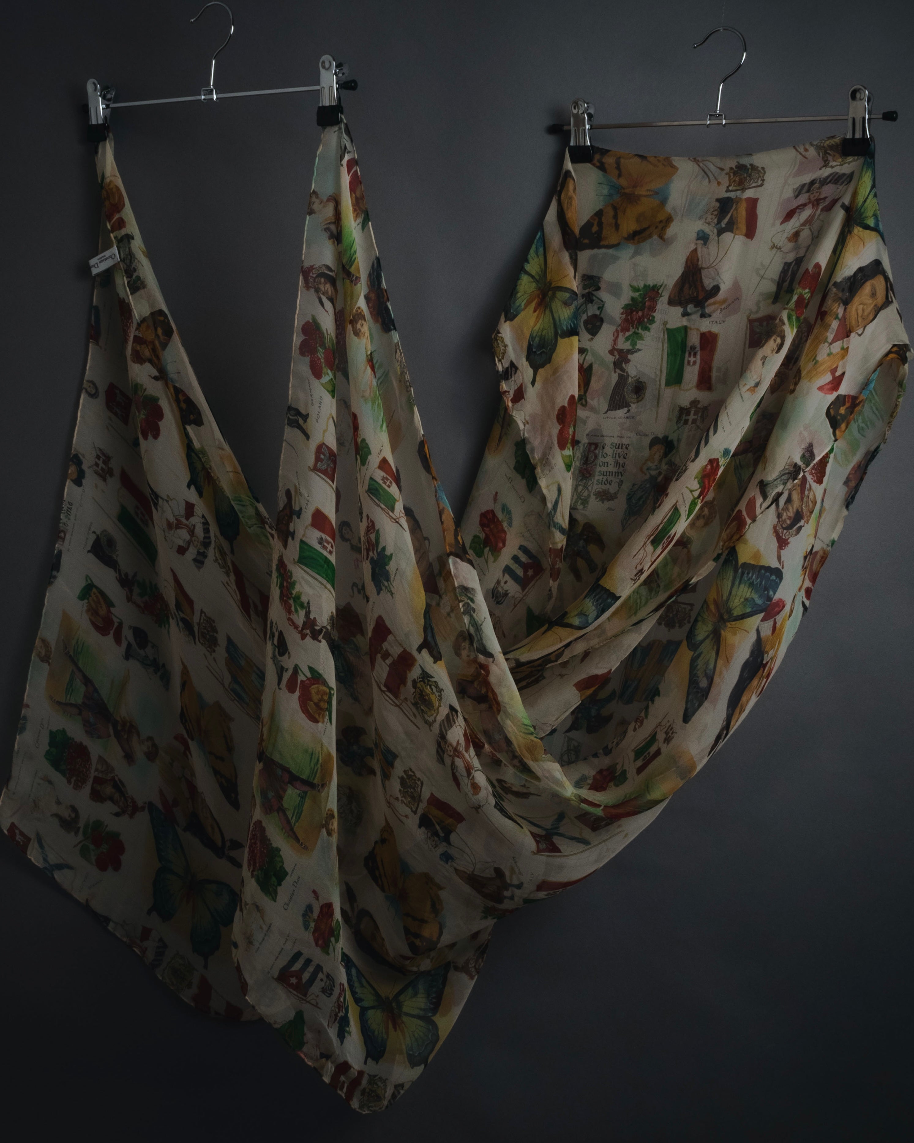 –SPECIAL– "Christian Dior"
00’s historic collage-print silk chiffon large stole