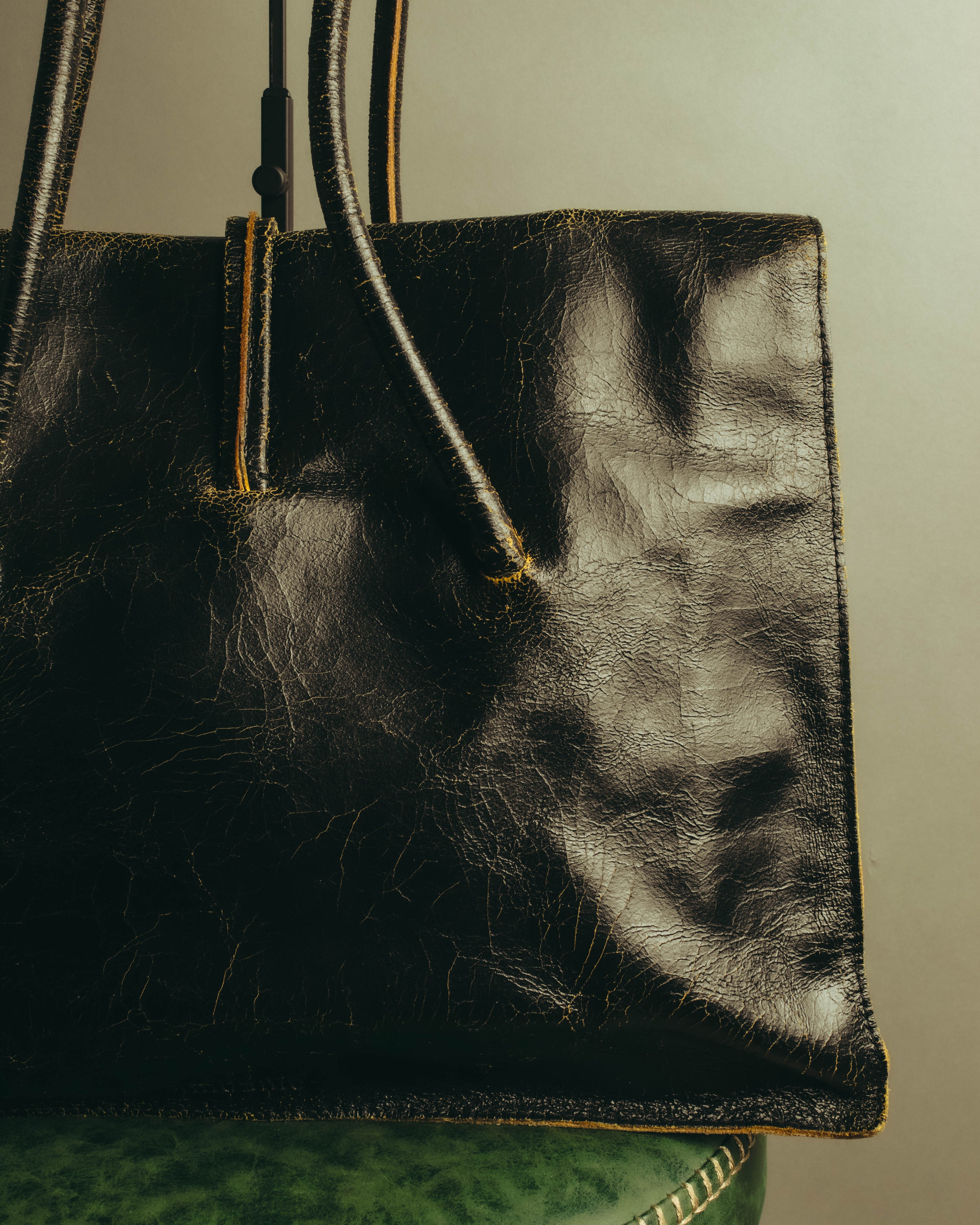 "Miu Miu" 90's-00's Cracked leather tote handbag