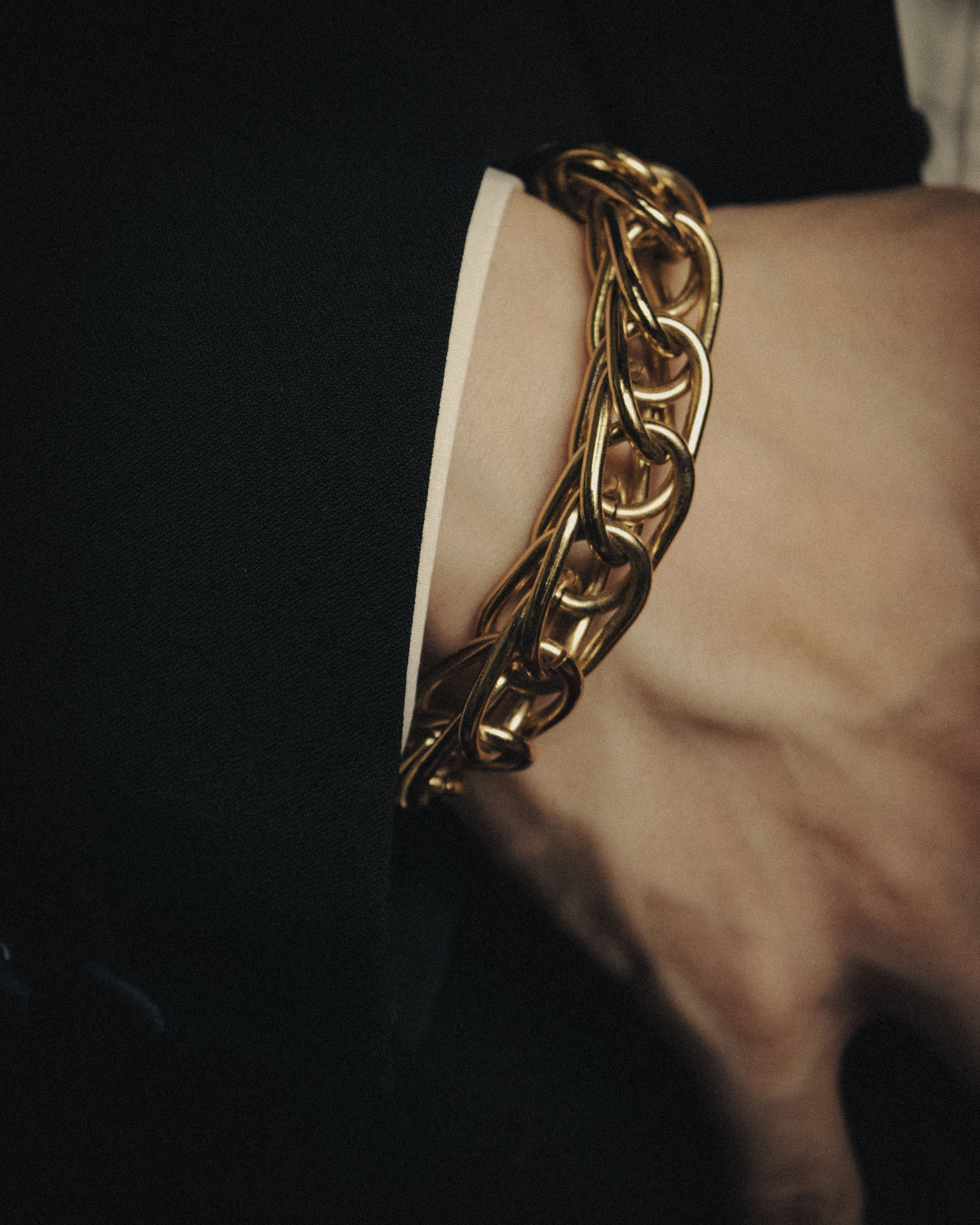 LOEWE ゴールド チェーンリンク ブレスレット SPECIAL– “LOEWE” 80's-90's Interwoven chain bracelet – MOOD