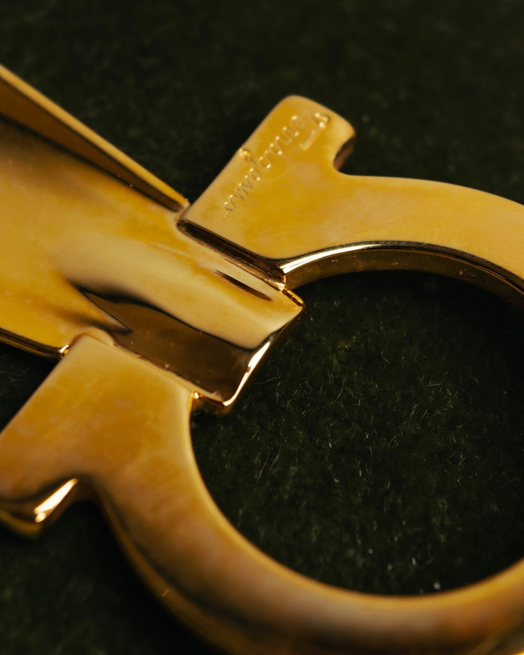 "Salvatore Ferragamo" 80's-00's Gold tone gancini metal shoehorn