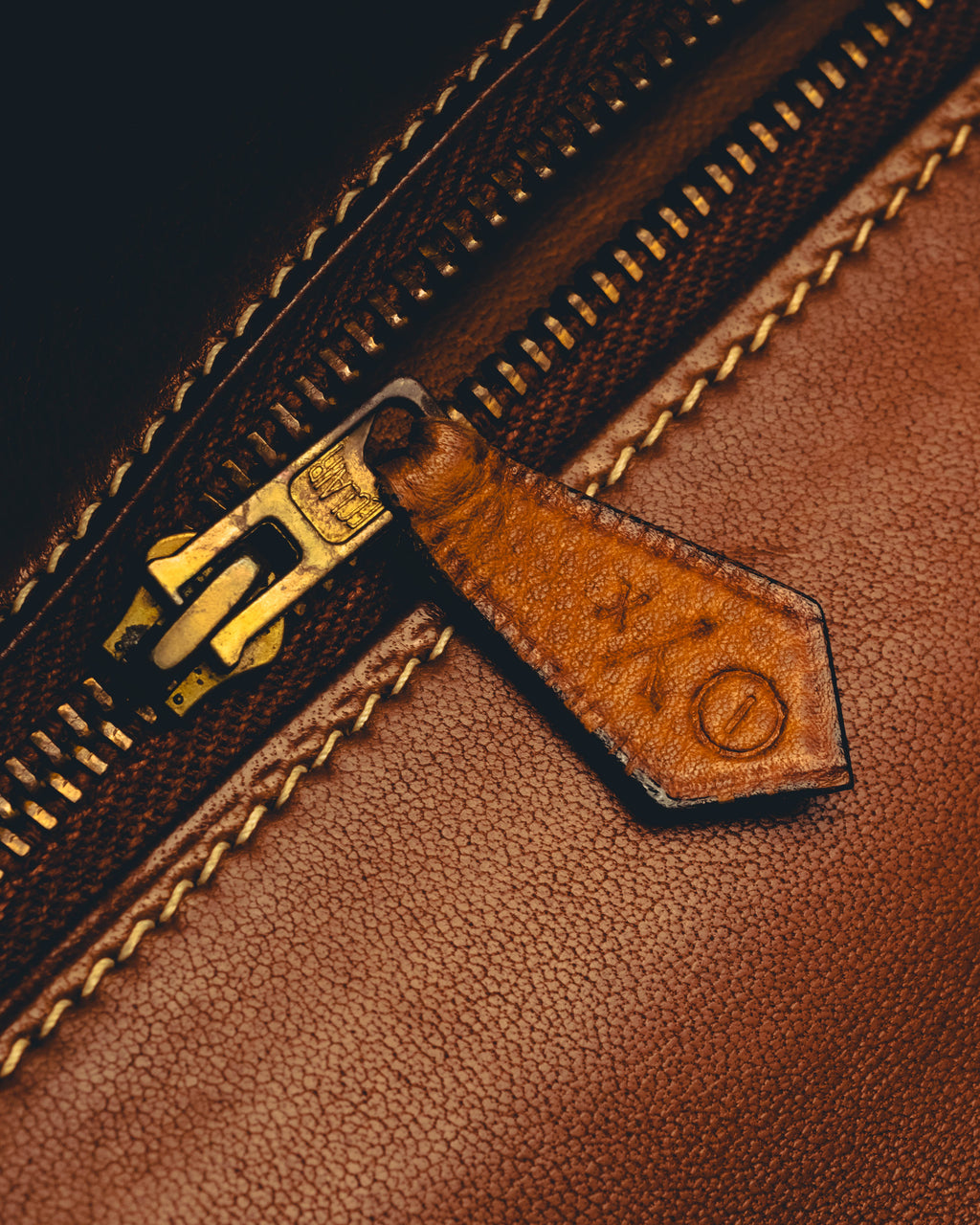 -SPECIAL- "Hermès" 80's Structured leather shoulder bag