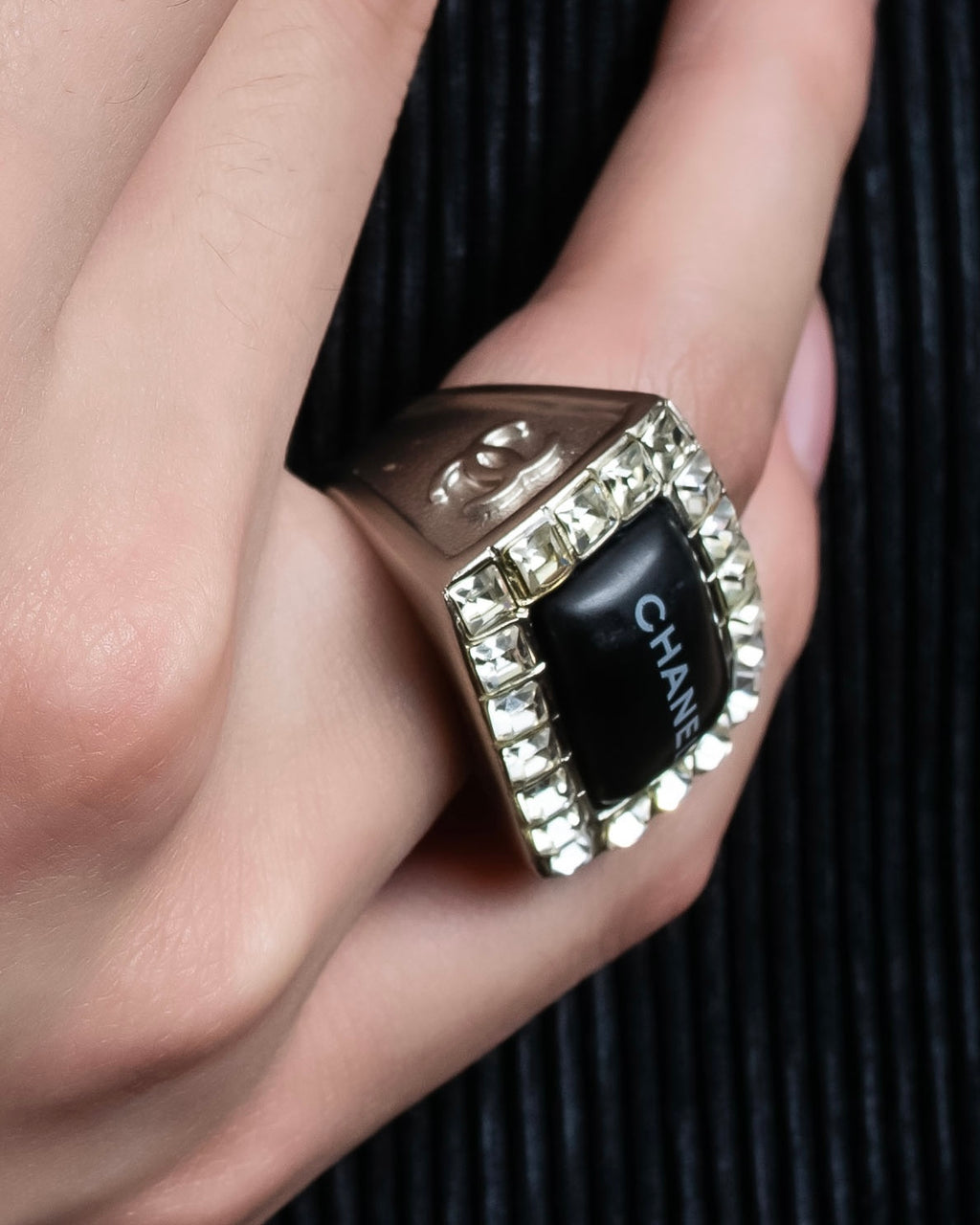 "CHANEL" 00AW Karl Lagerfeld period clear stone design logo engraved ring