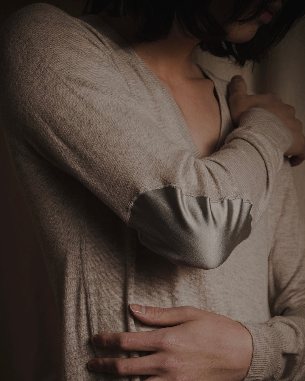 "Maison Margiela" 2014 AW fine gauge V-neck knit dress with elbow patches