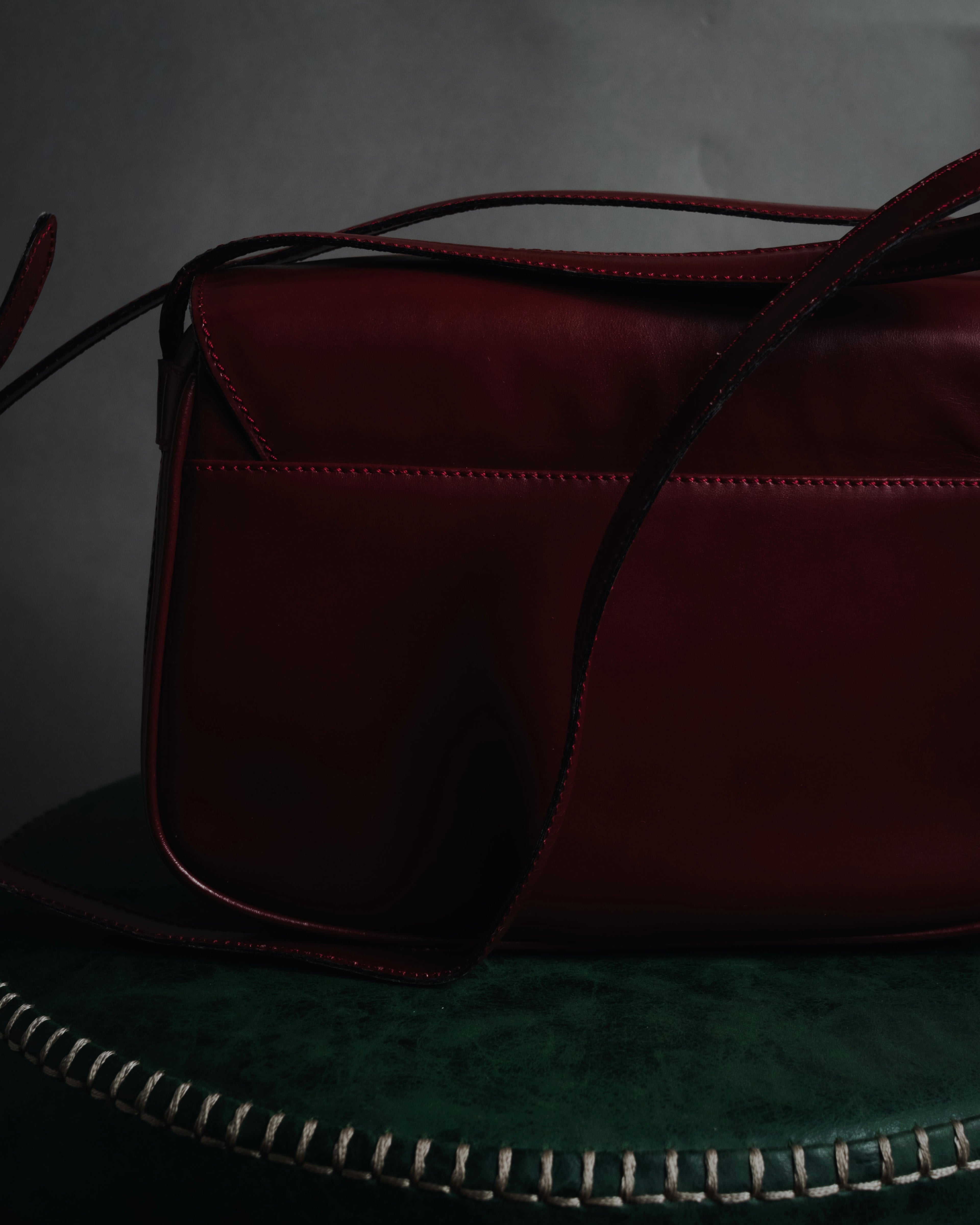 "CELINE" 2019-22 Heritage turn-lock box calf shoulder bag