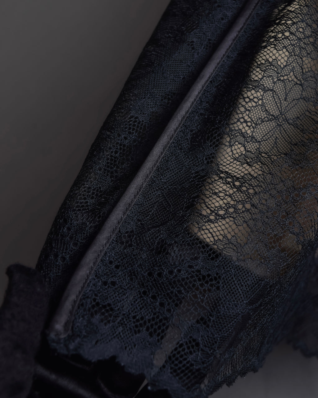 "LANVIN en Bleu" Flowers black lace layered skirt