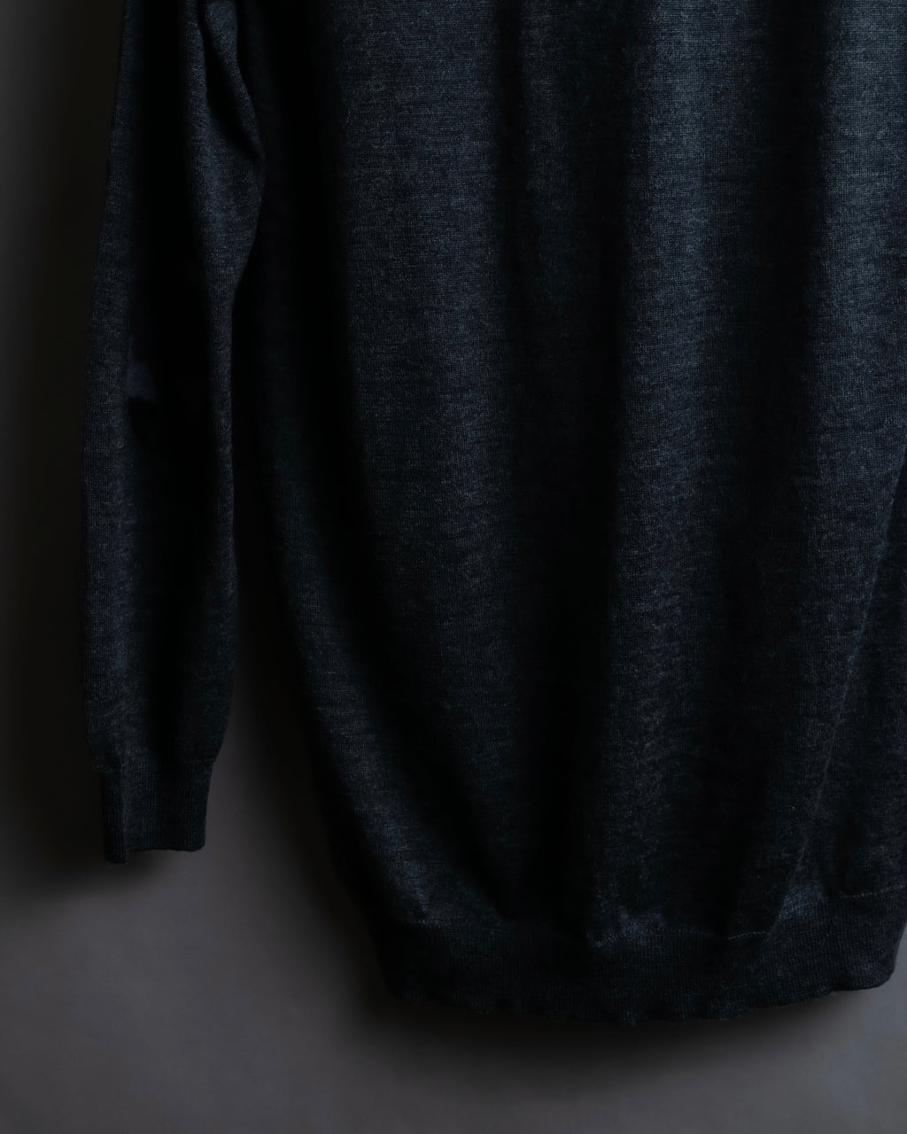 "PRADA" Camouflage pattern V-neck knit