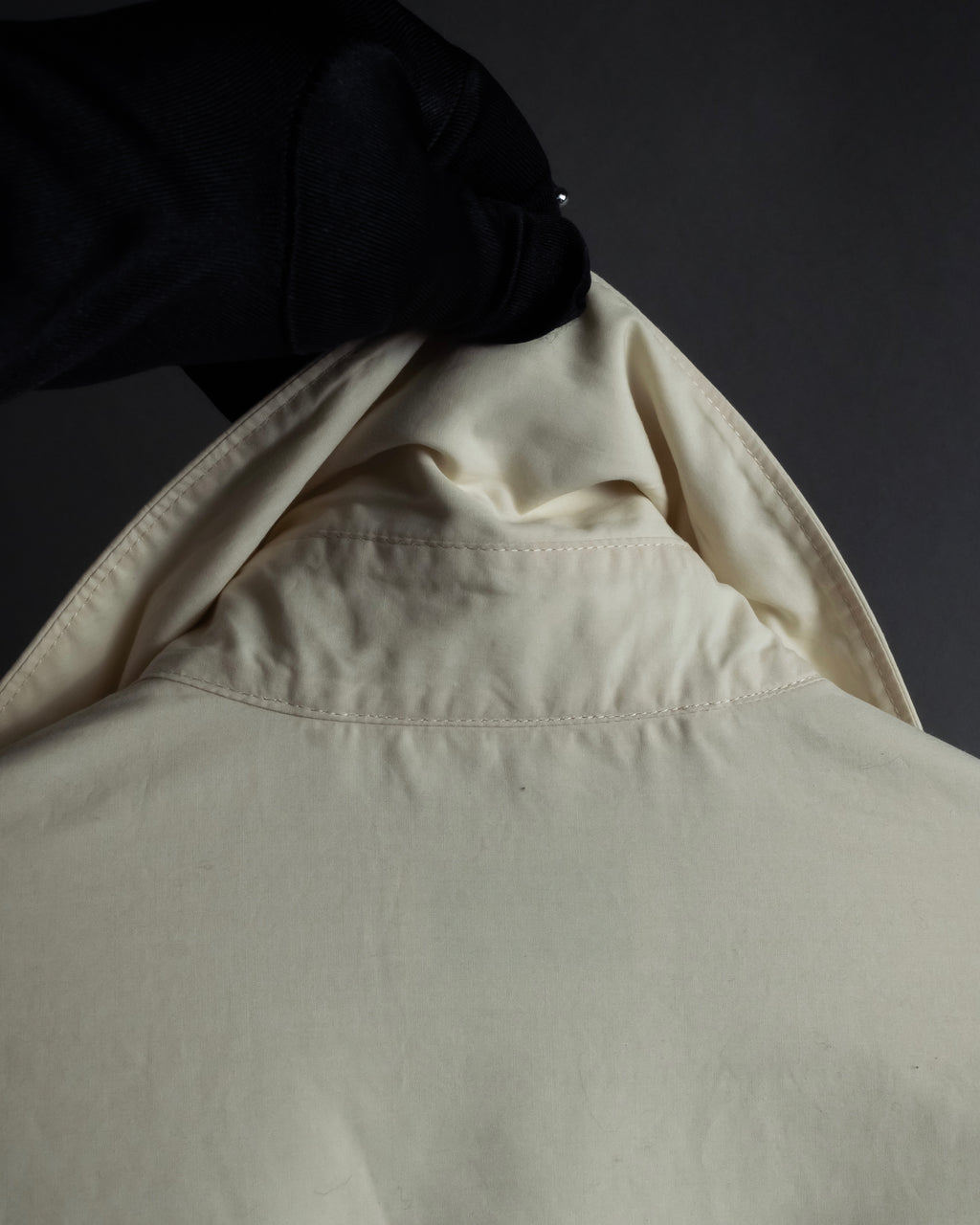 "LEMAIRE" Shoulder button design long shirt