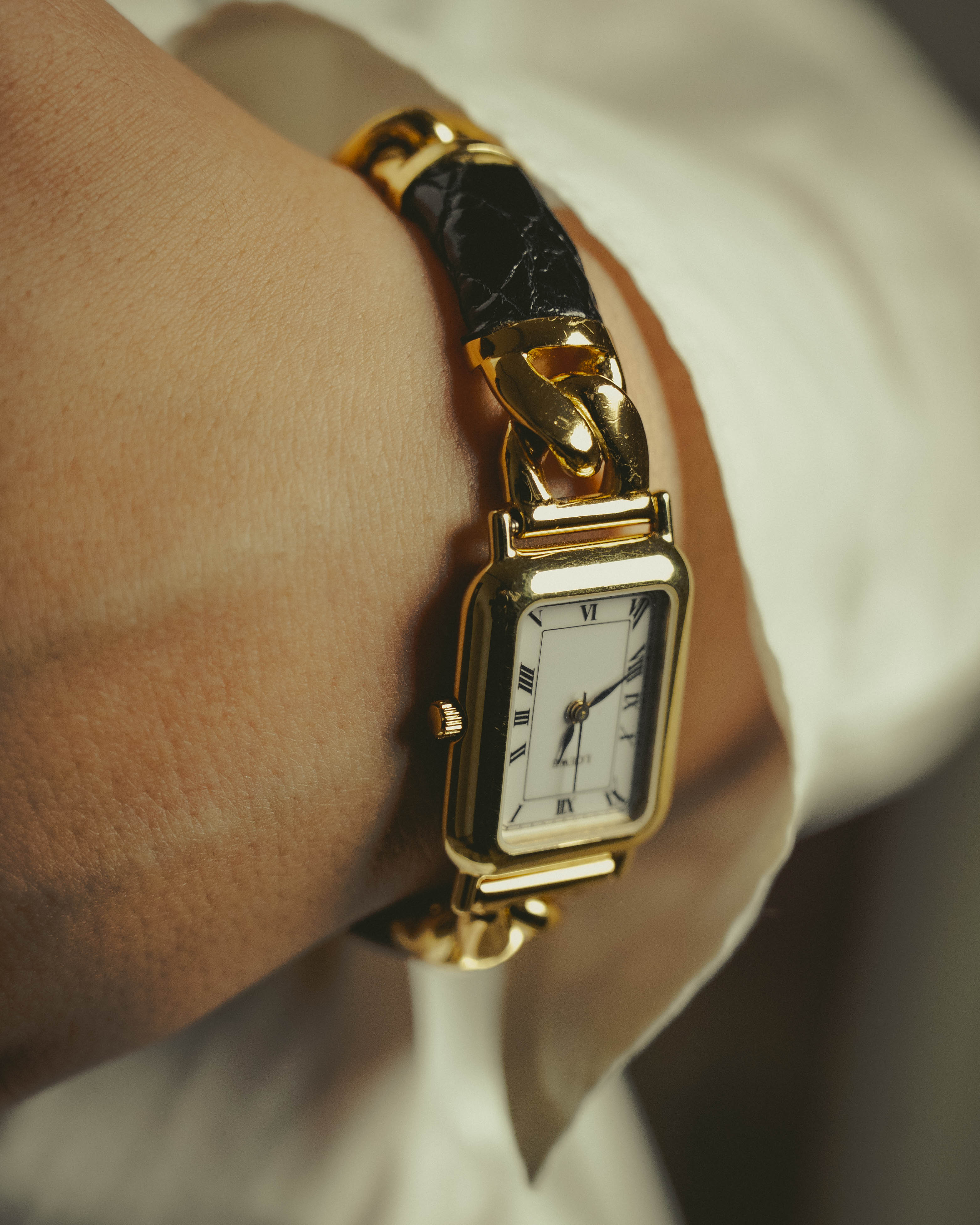 -SPECIAL- “LOEWE” 80’s-90’s rectangular anagram bangle bracelet watch