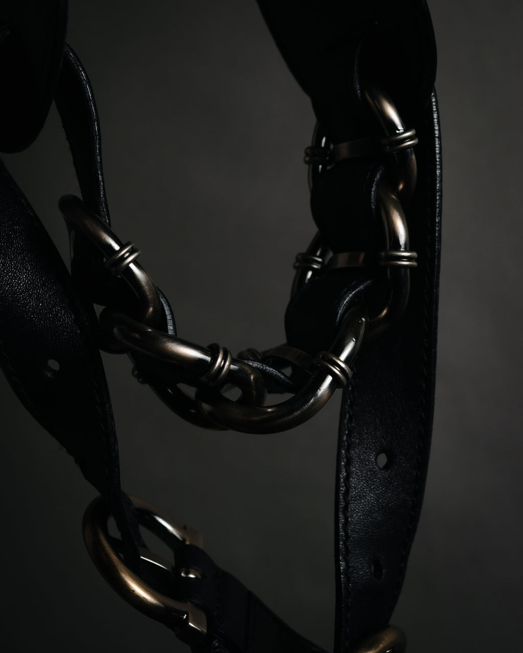 –SPECIAL– "Salvatore Ferragamo"
00’s Gancini ring-gathered nappa 2way bag