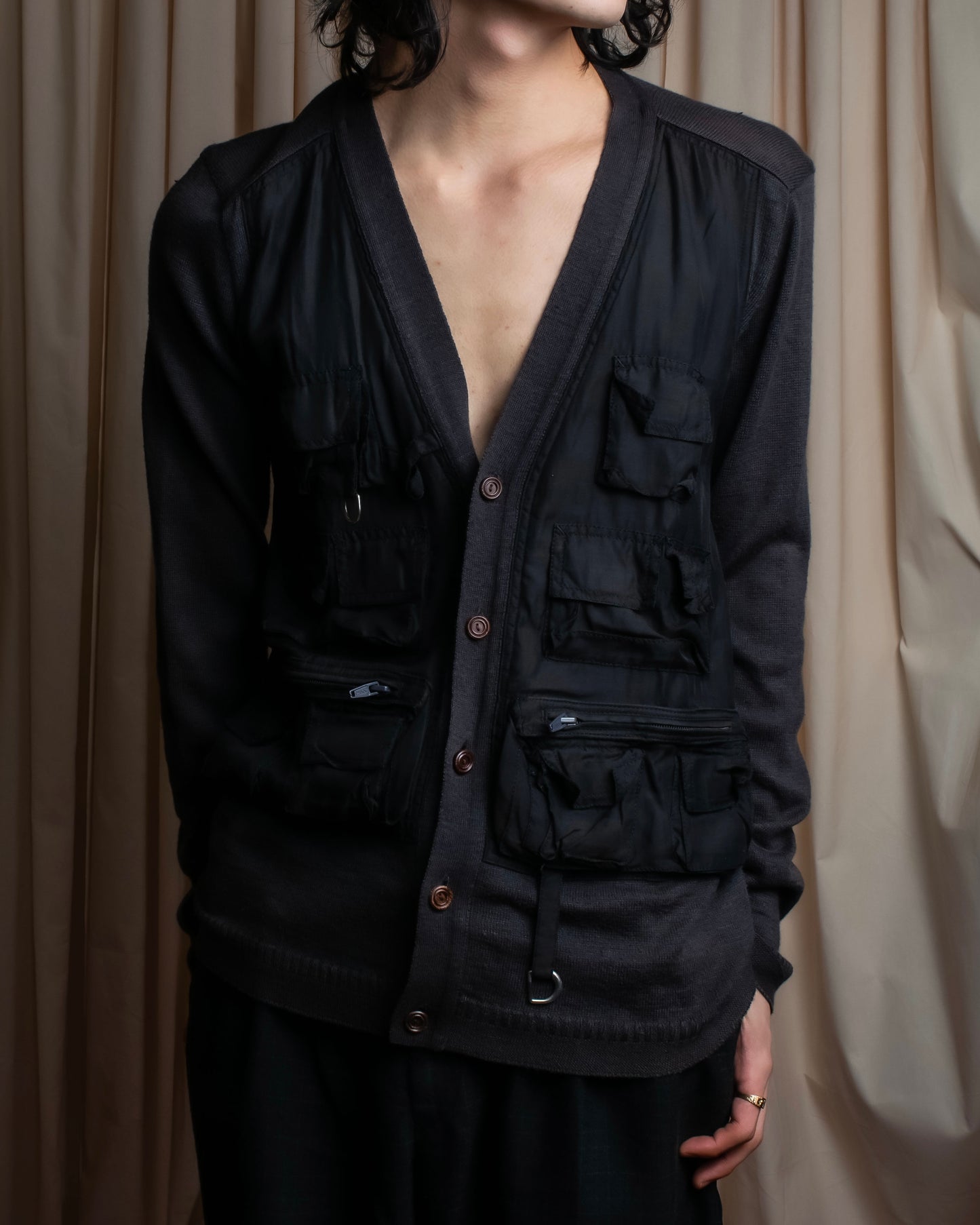 "MIHARA YASUHIRO" Military vest docking design V-neck cardigan