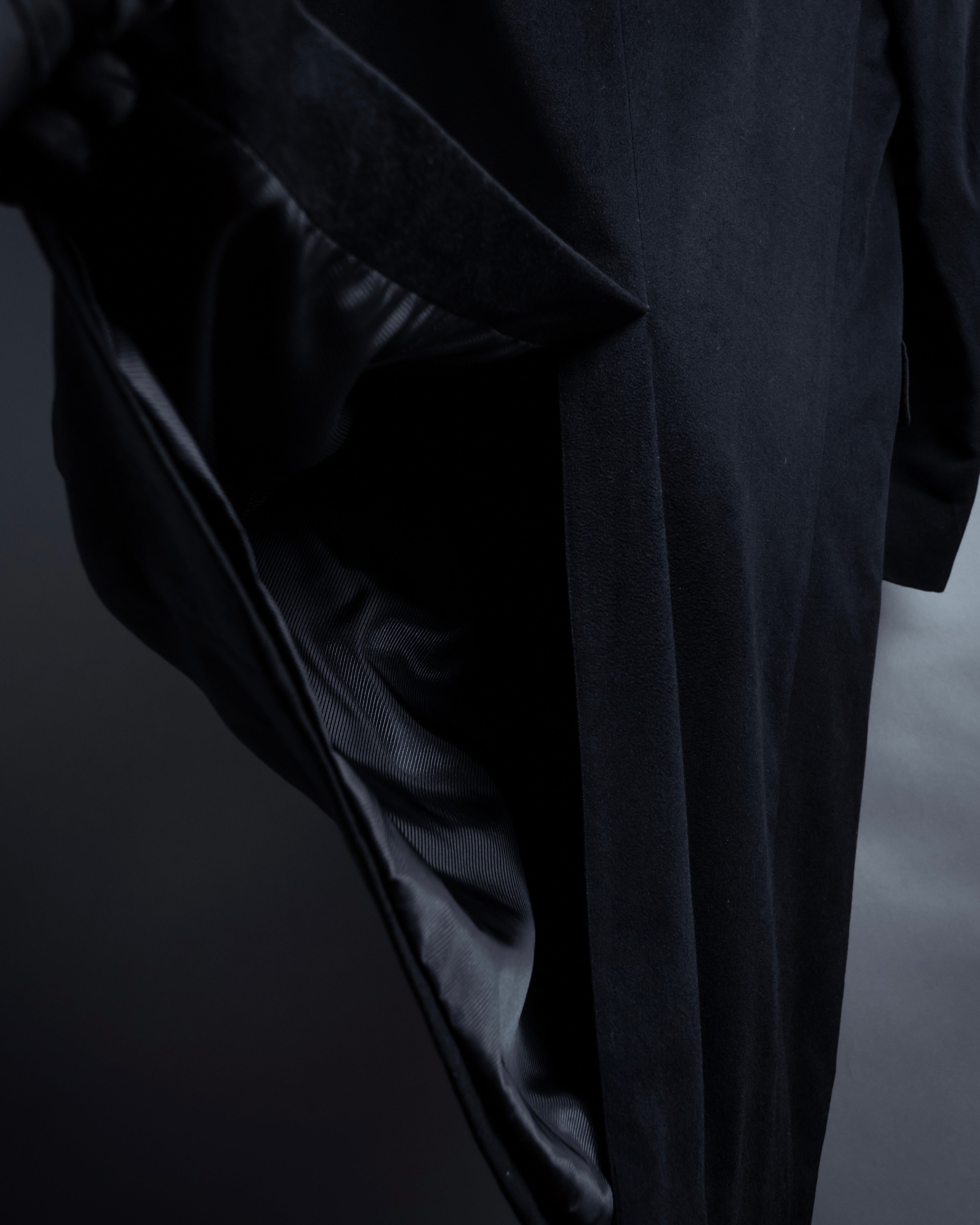 "Ermenegildo Zegna" Drapey finish 100% cashmere cloth chester coat