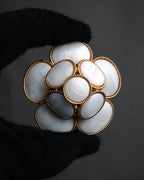 “VETEMENTS” 2017-2021 Archive-referenced mother of pearl flower brooch