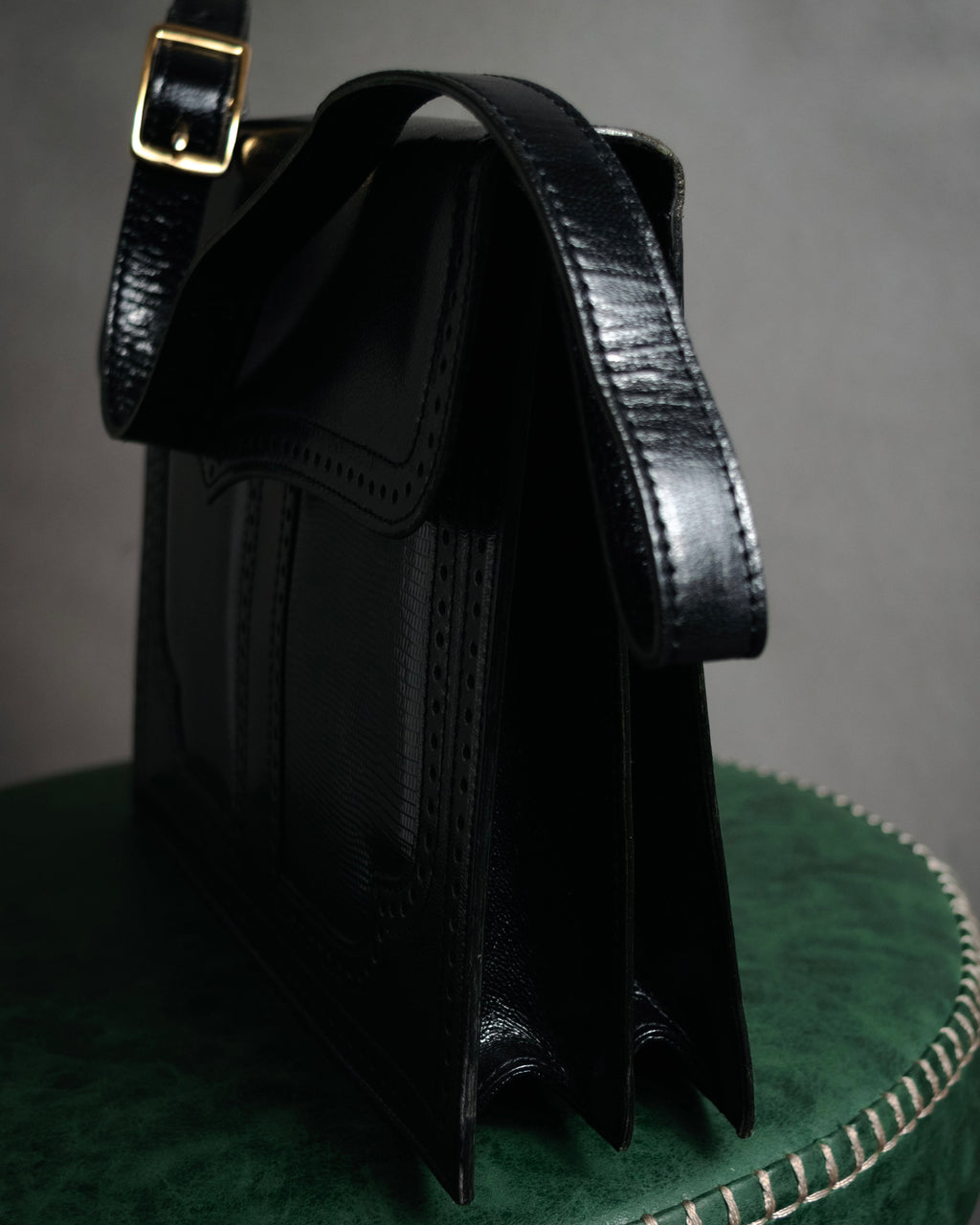 "Yves Saint Laurent" 80’s-90’s Lizard-embossed perforated leather shoulder bag