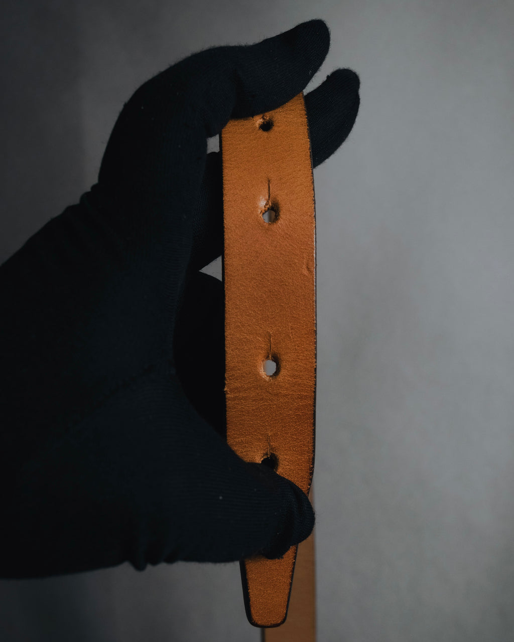 "LOEWE" 90’s-00’s double loop slit stud-fastening leather belt