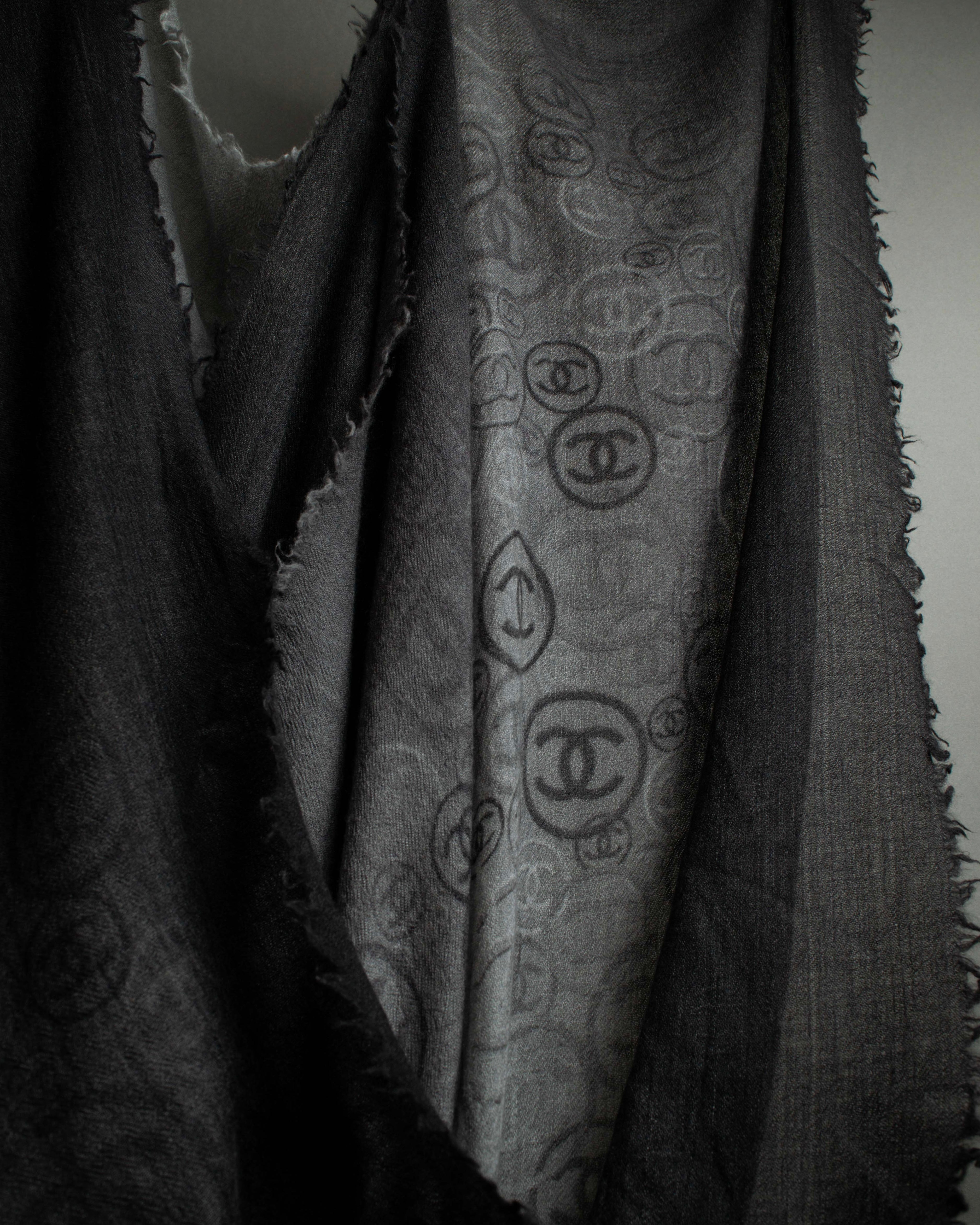 "CHANEL" Logo engraved design cashmere super large stole