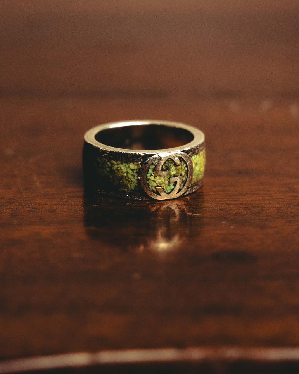 "GUCCI" 20's Ornate green inlay wide band ring