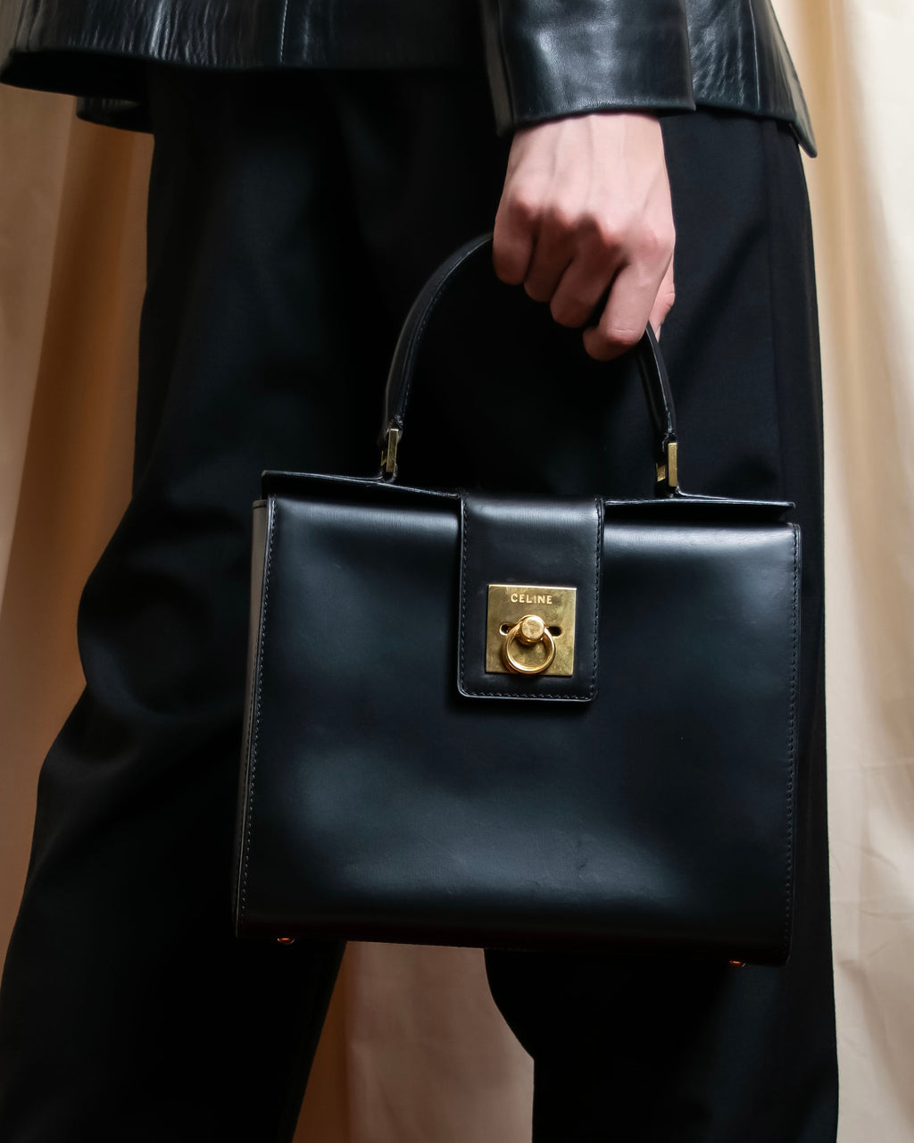 "CELINE" Ringlock design leather hand bag